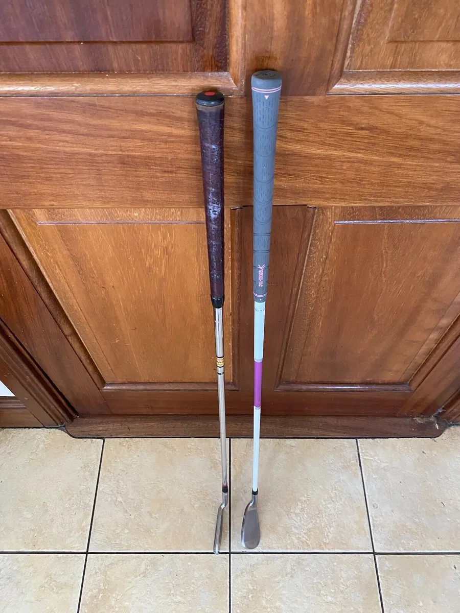 Ladies Right Hand Pitch & putt set balls & Tees - Image 1