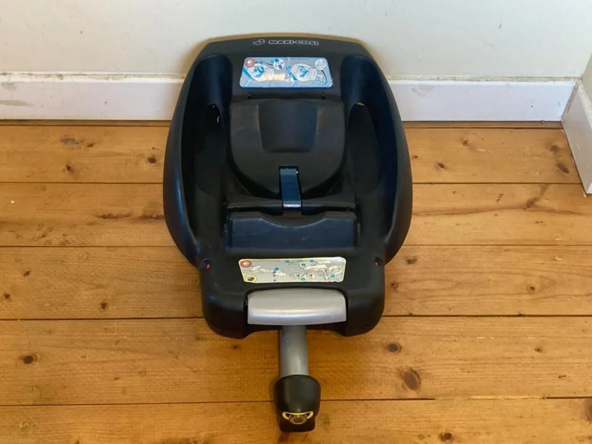 Maxi-Cosi EasyFix ISOFIX Base + Manual - Image 2