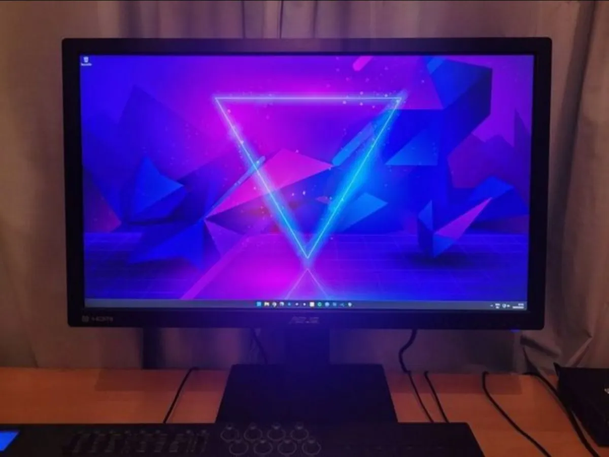 ASUS 27 inch 1440p IPS Monitor - Image 1