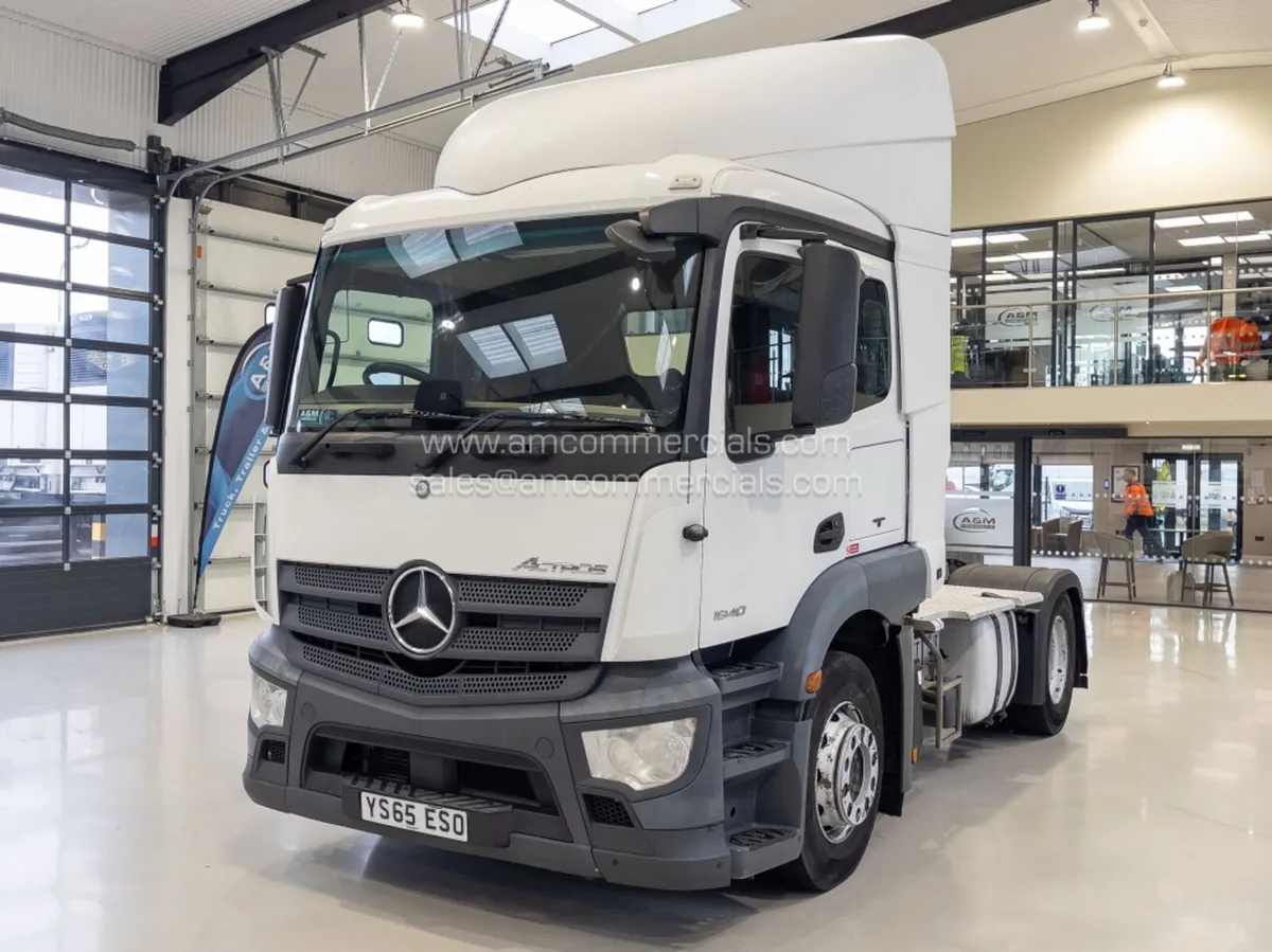 2015 MERCEDES BENZ ACTROS 1840 SLEEPER CAB - Image 3