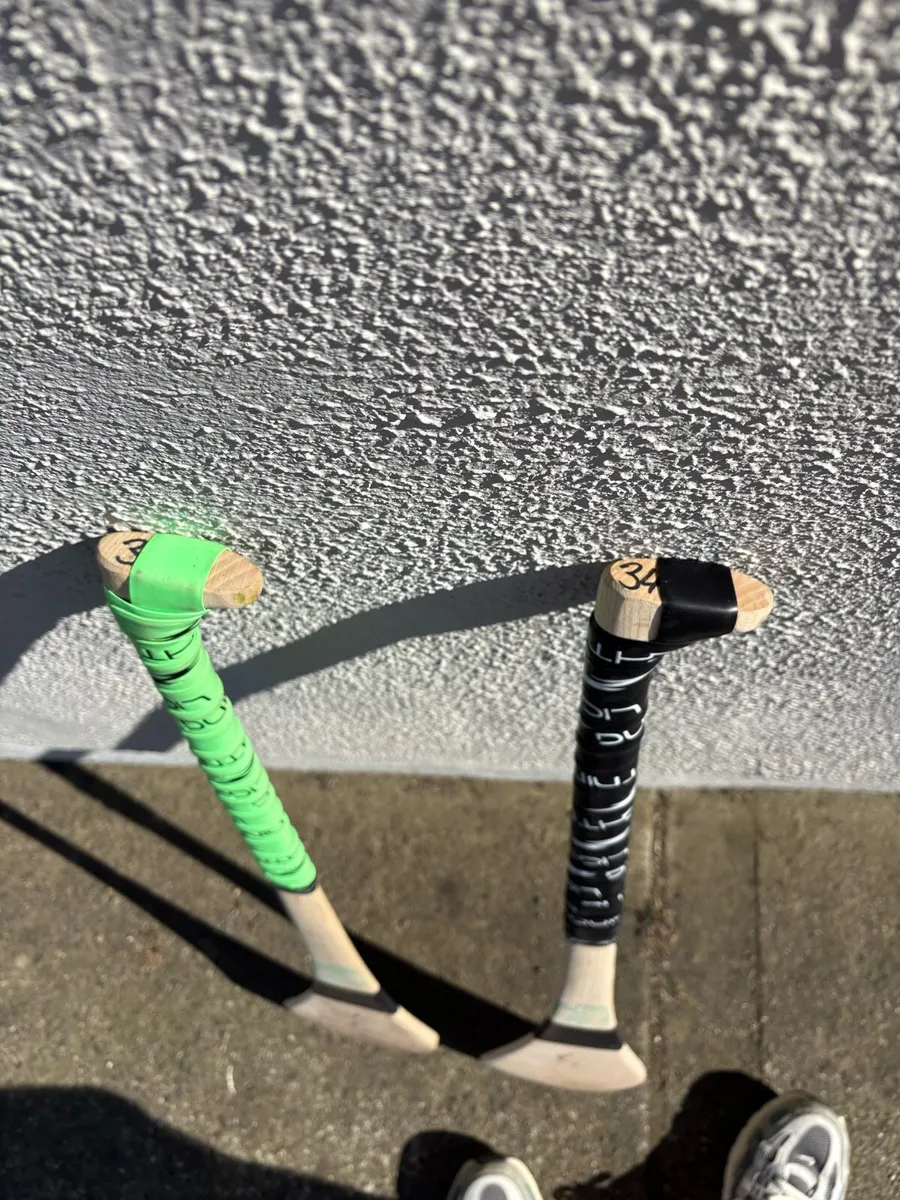 2 Star Hurls 34 inch - Image 3