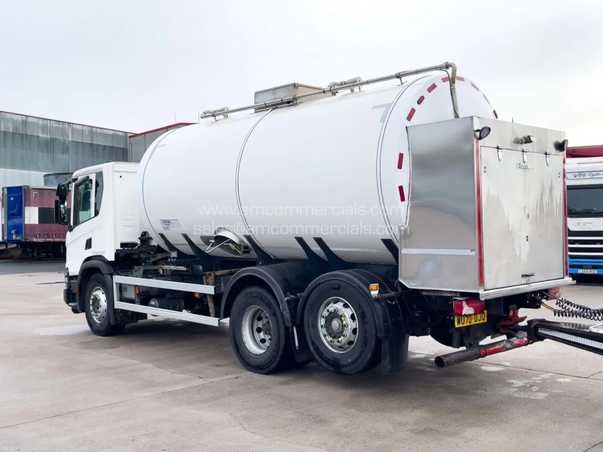 2020 SCANIA P450 XT LOWCAB TANKER W/ DRAWBAR TANK - Image 4