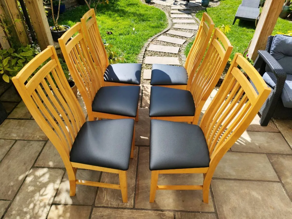 6 kitchen dining chairs - Image 1