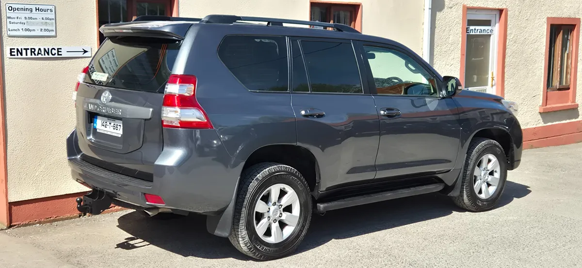 Toyota Land Cruiser 2014 Manual Price Plus Vat - Image 4