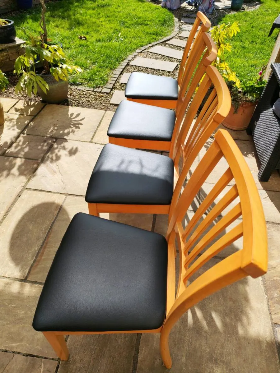 4 chairs - Image 4
