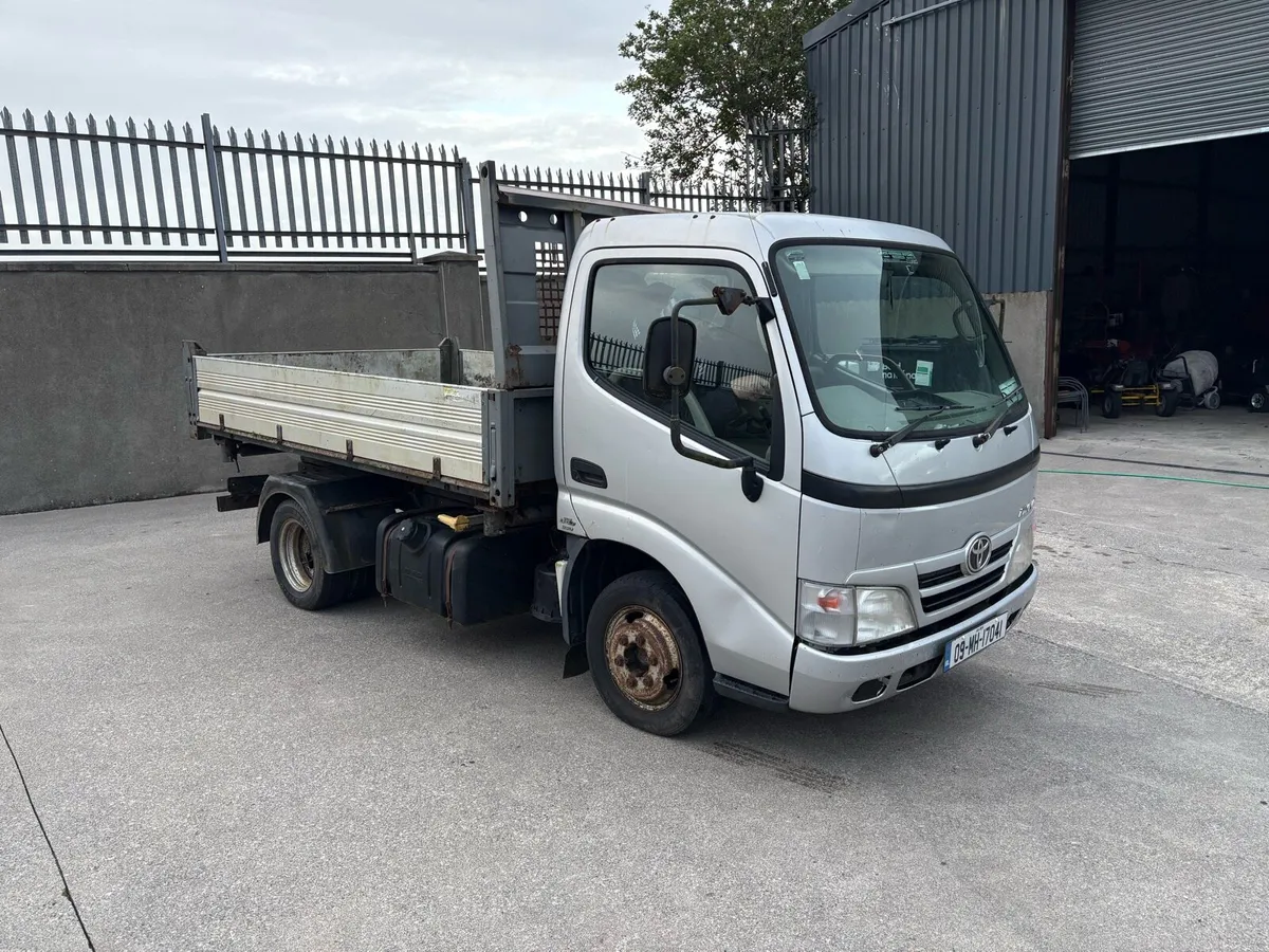 Toyota Dyna - Image 1