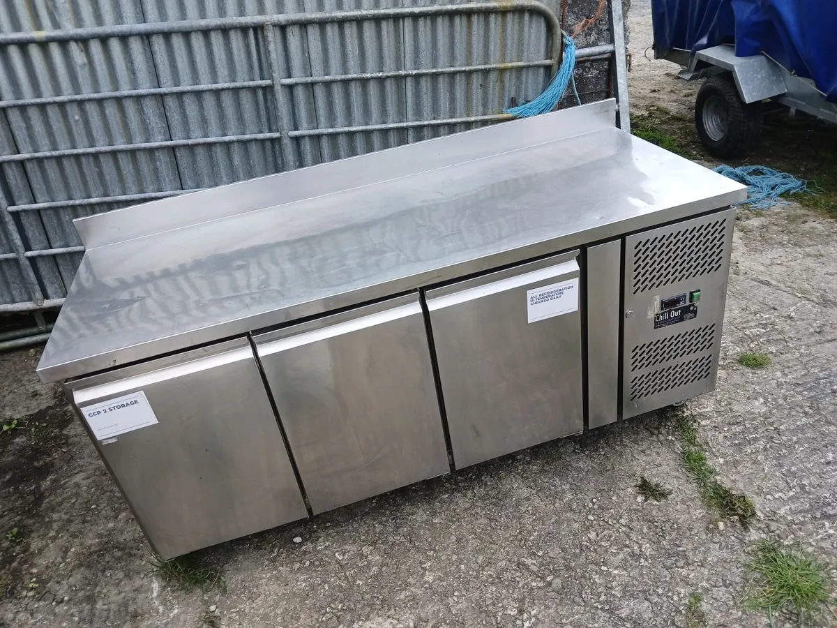 Staneless steel cabbinet  wotk bench delivered - Image 4