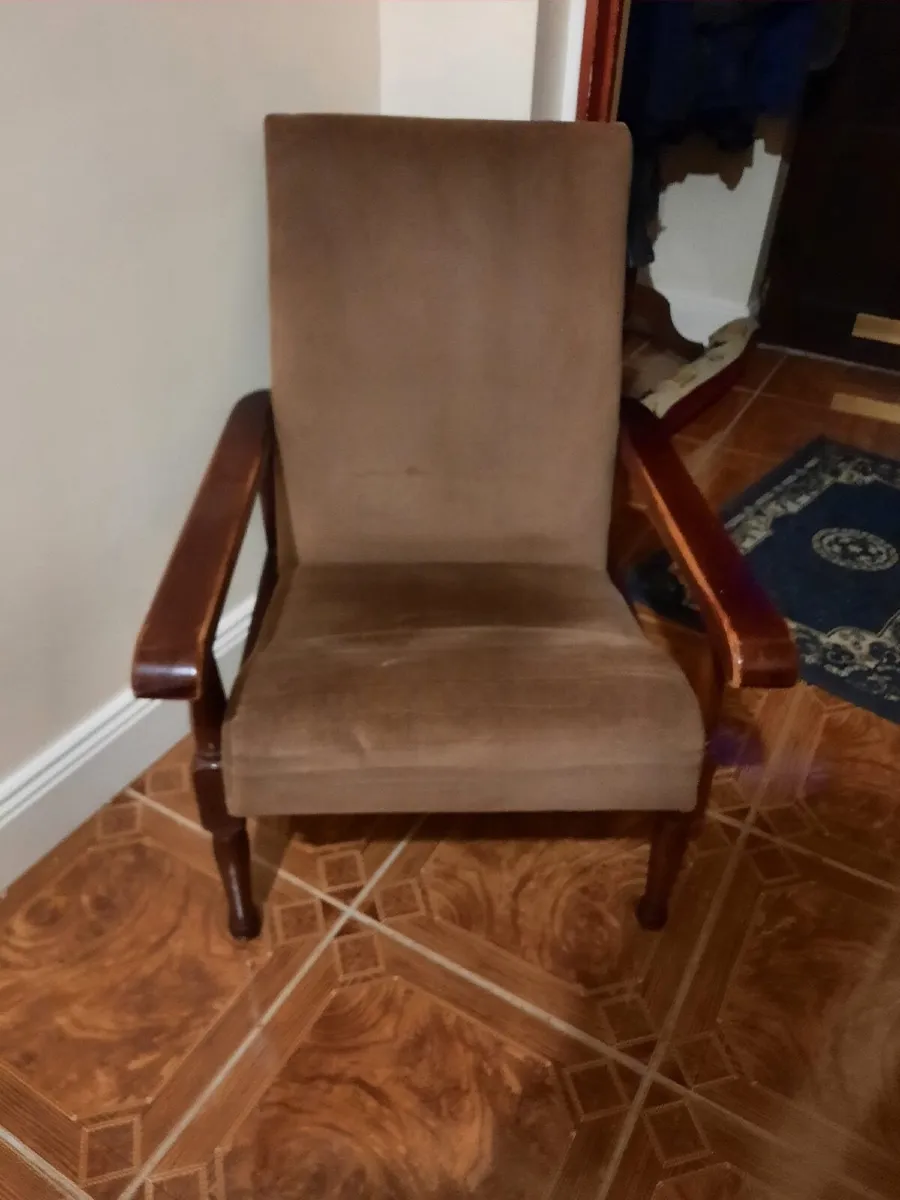 Armchair - Image 1
