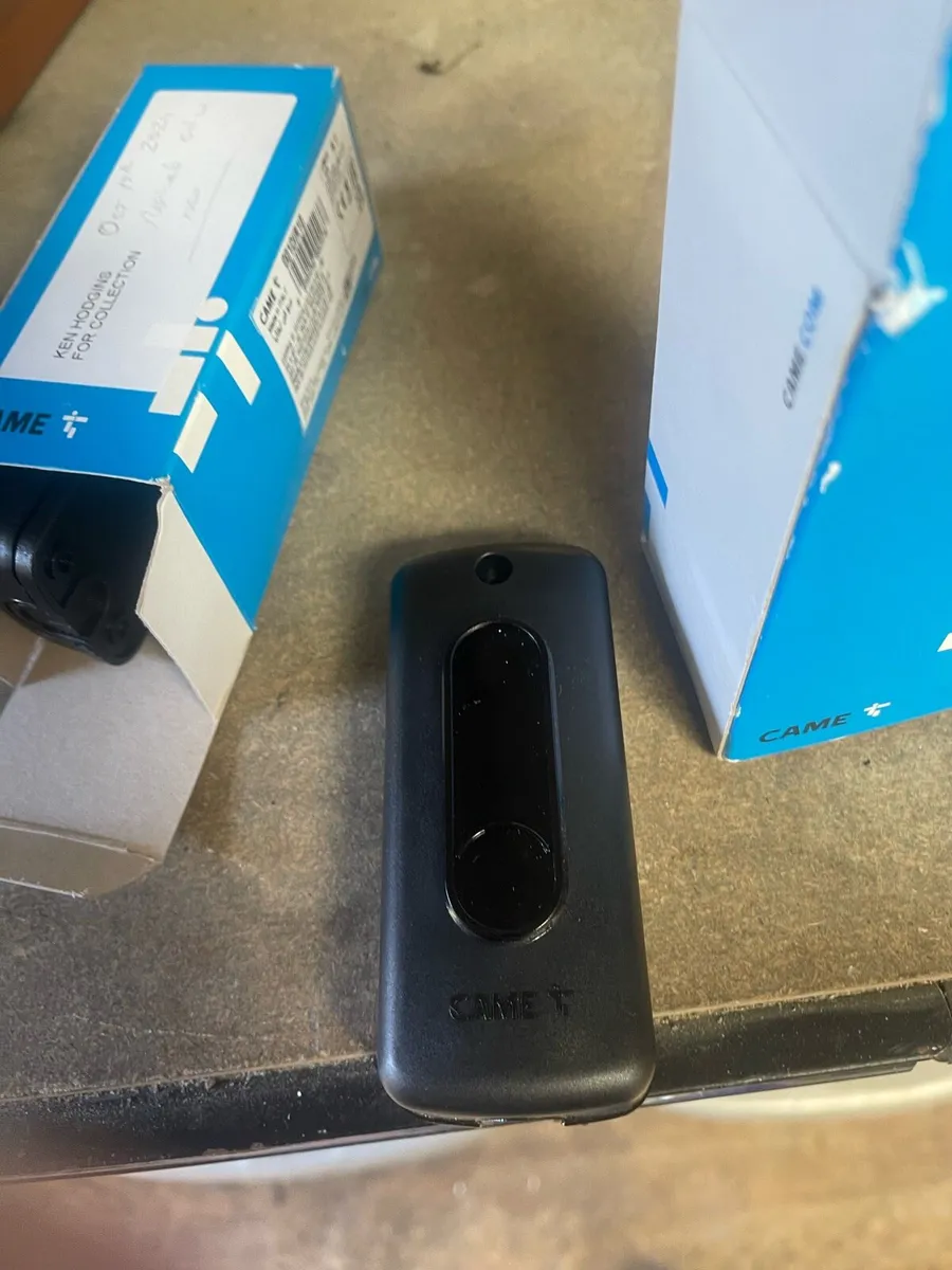 CAME Gate sensors and posts - Image 1