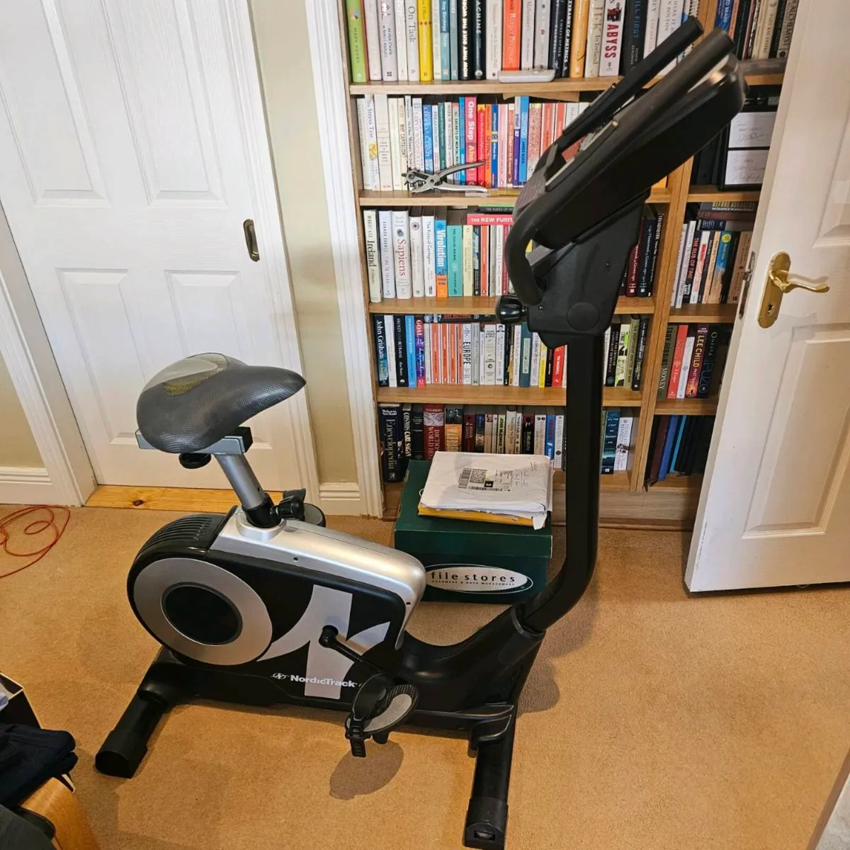 Nordic Track VX500 Indoor Exercise Bike - Image 1