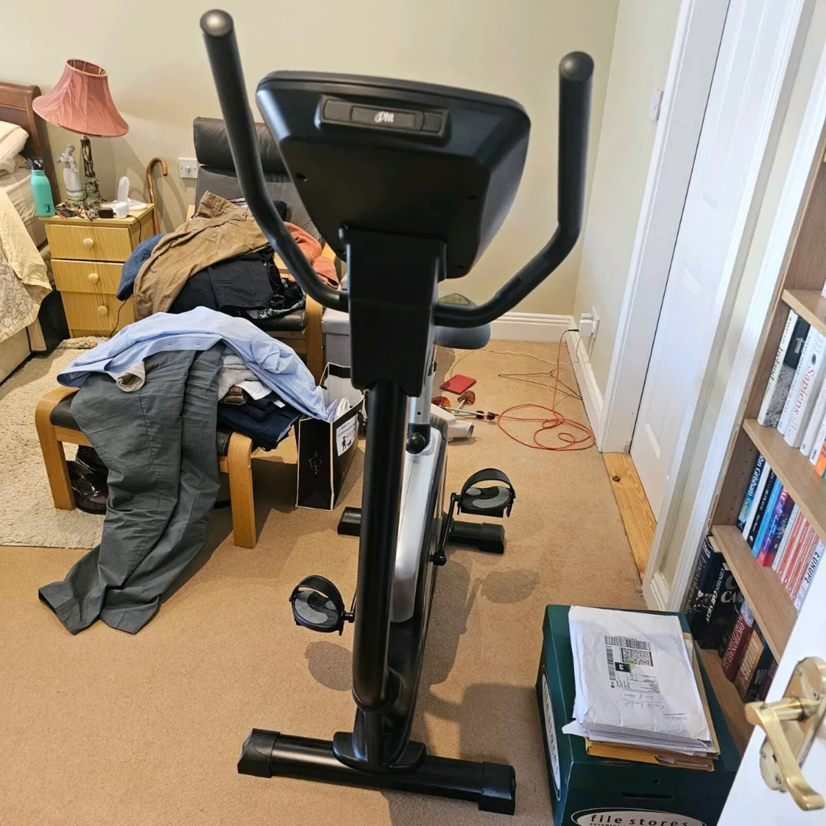 Nordic Track VX500 Indoor Exercise Bike - Image 2