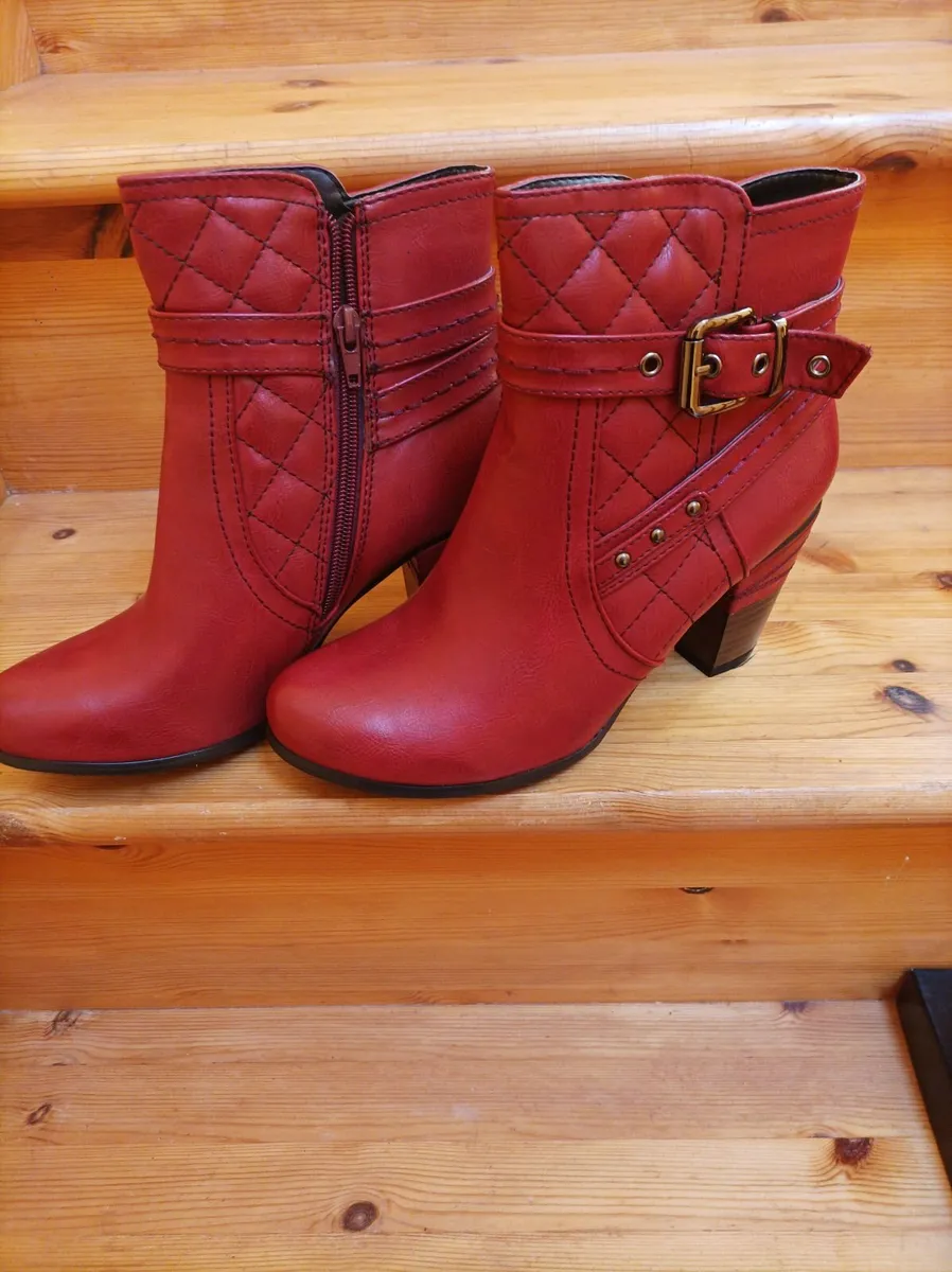 Womens boots - Image 4
