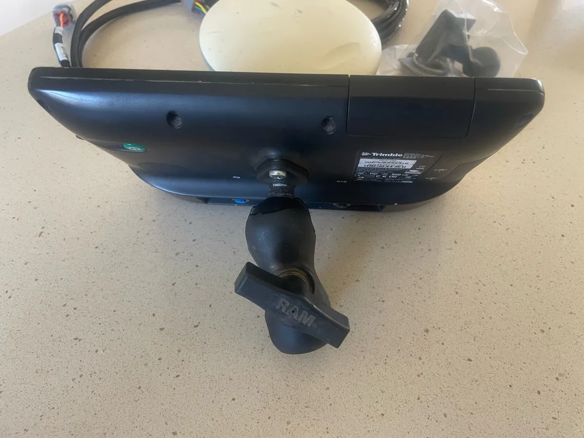 Trimble GFX750 NAV500 GPS 10" big screen - Image 4