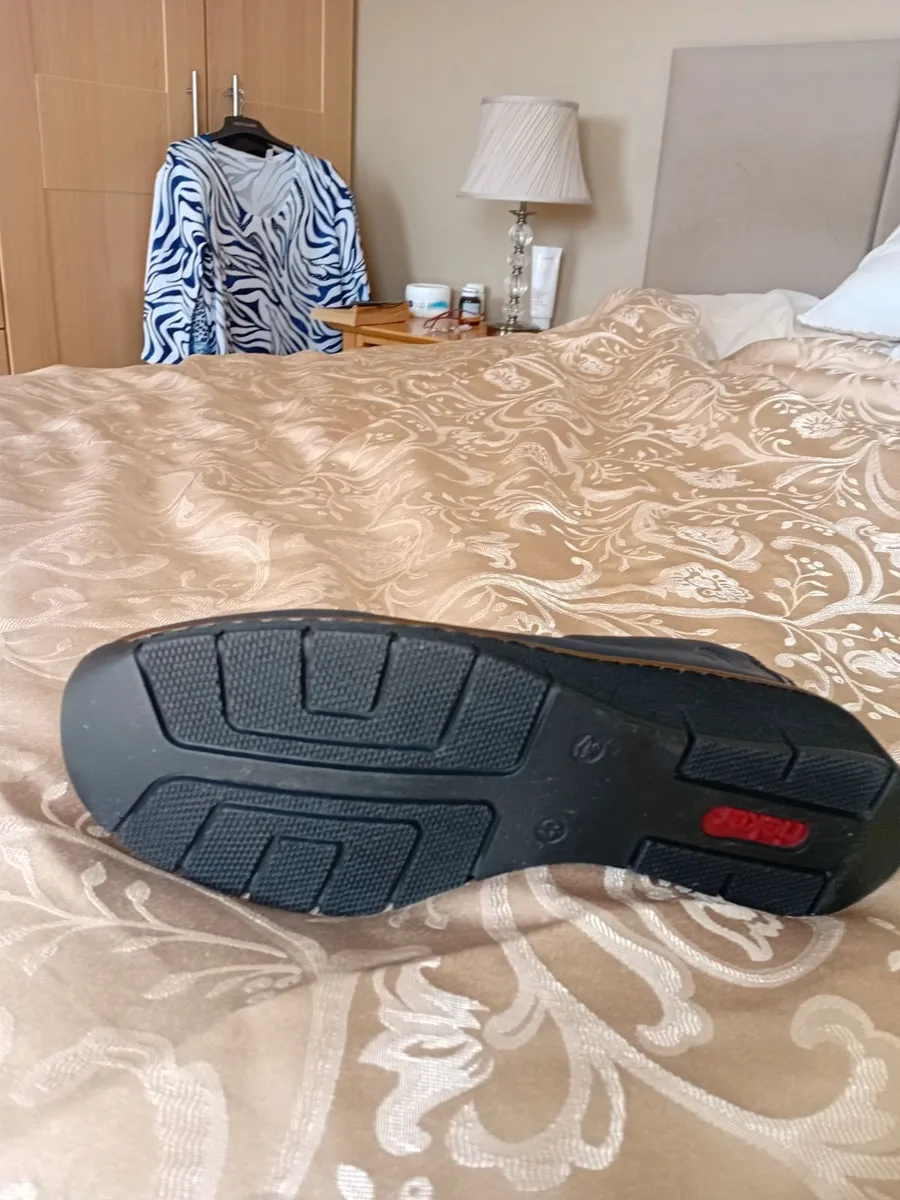 Rieker Slip on  low Wedge Shoes  Navy. 40. 6.5 - Image 2