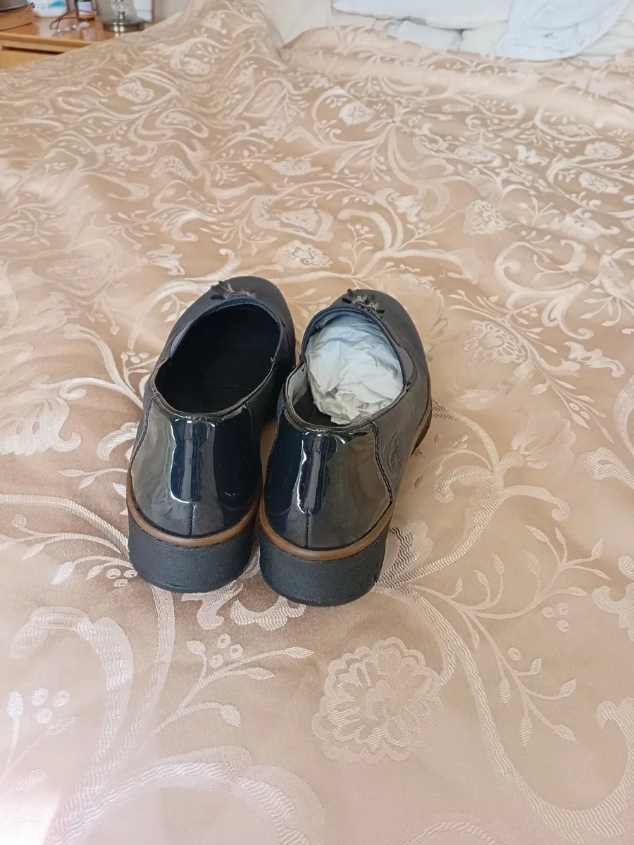 Rieker Slip on  low Wedge Shoes  Navy. 40. 6.5 - Image 3