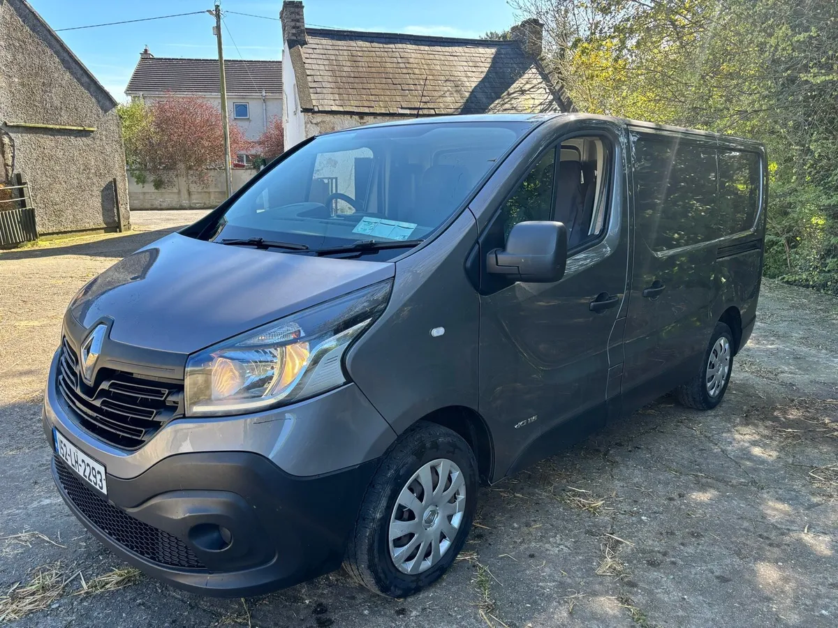 2015 Renault Traffic Business - Image 2