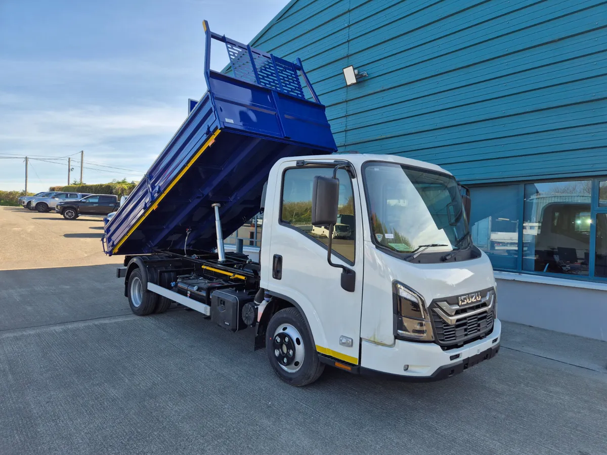 NEW MODEL ISUZU 3.5 TON TIPPER - Image 1