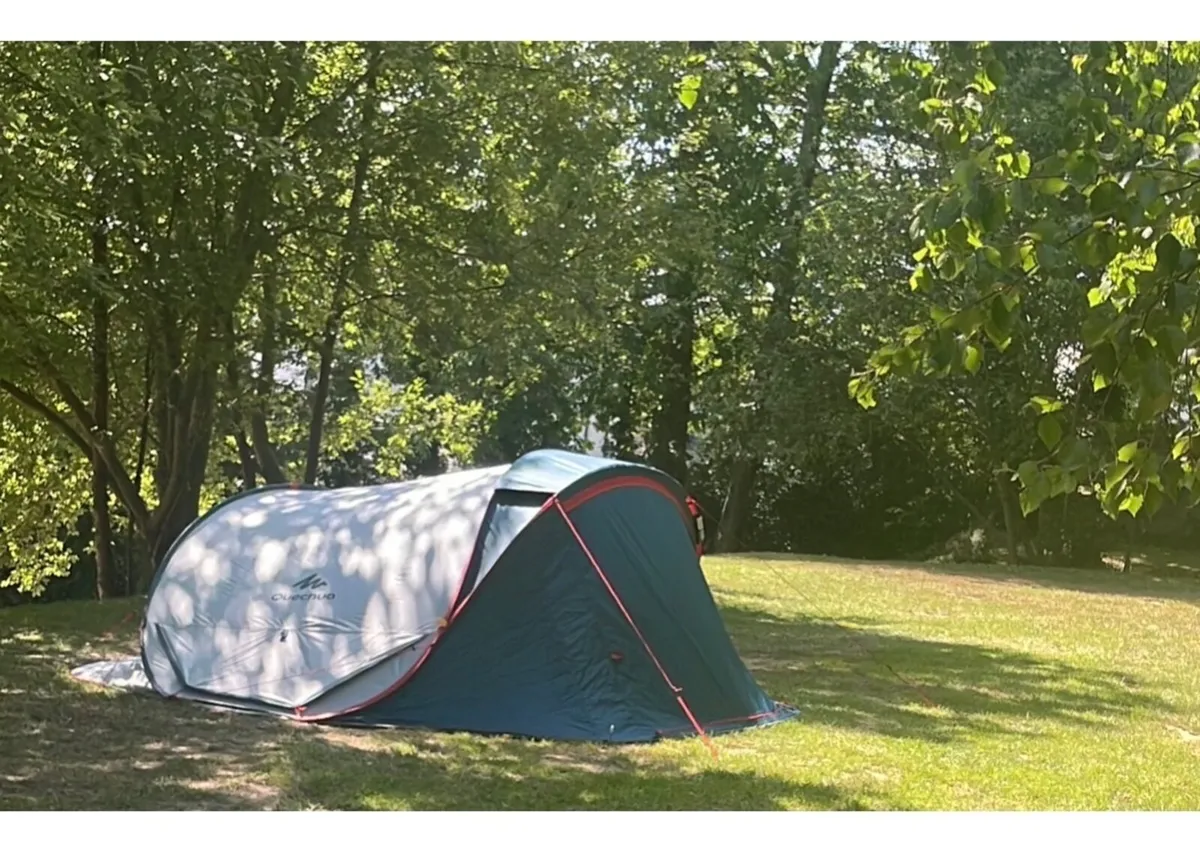 Tent - Image 1
