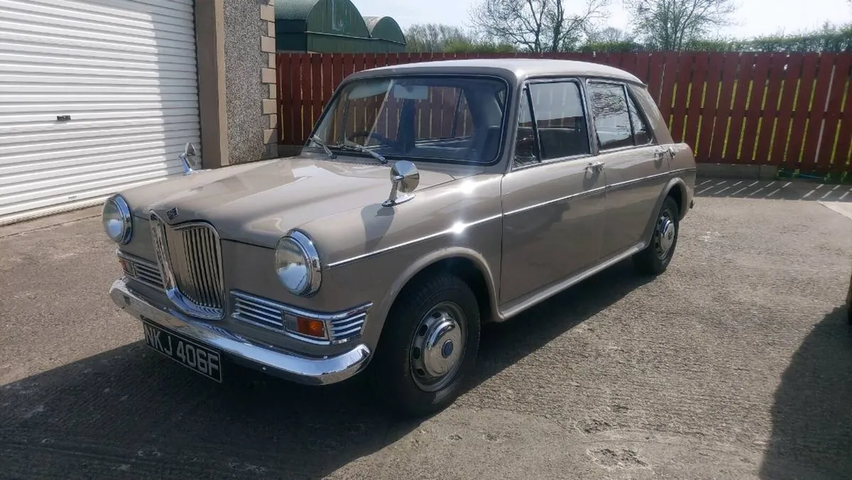 Classic 1968 Riley Kestrel 1100cc Mk2 - Image 3