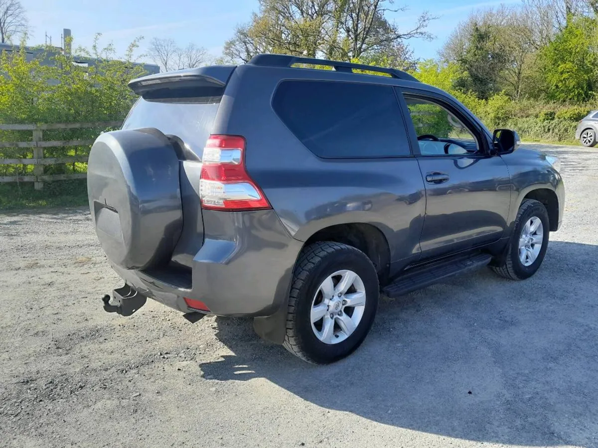 Toyota landcruiser - Image 4