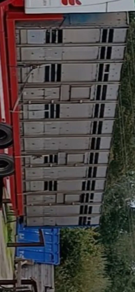 Livestock container 3 deck (wales) - Image 2