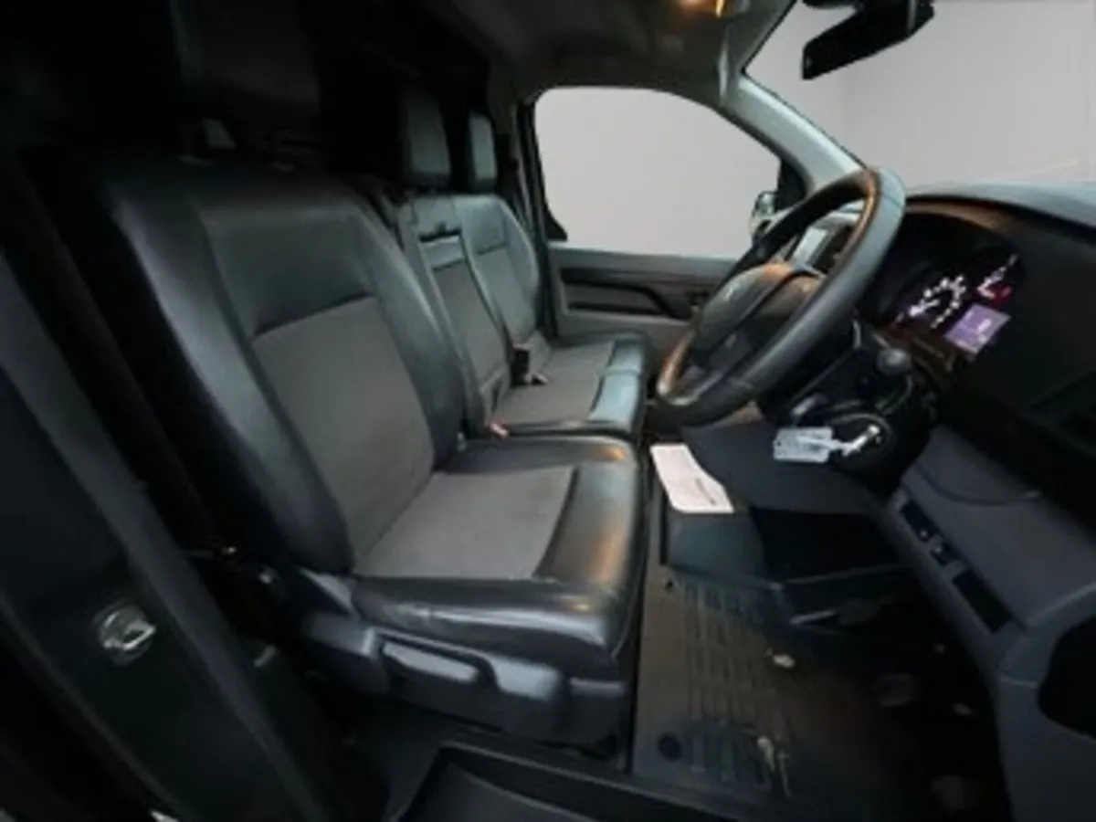 2019 Peugeot Expert 2.0HDI Professional 120BHP - Image 2