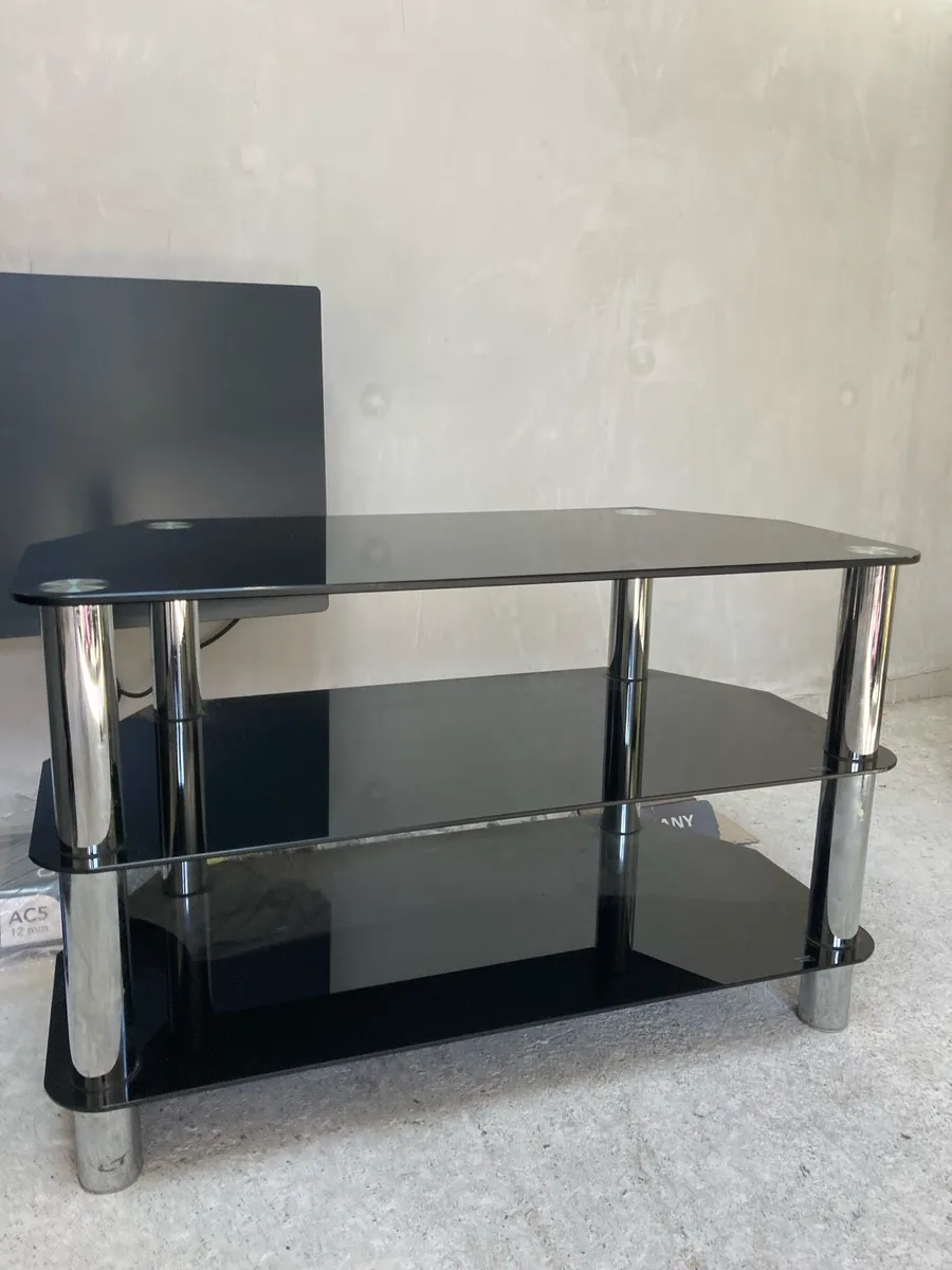Black glass tv stand - Image 1