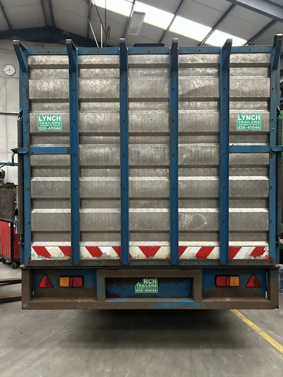 18ft Lynch Cattle Trailer - Image 4