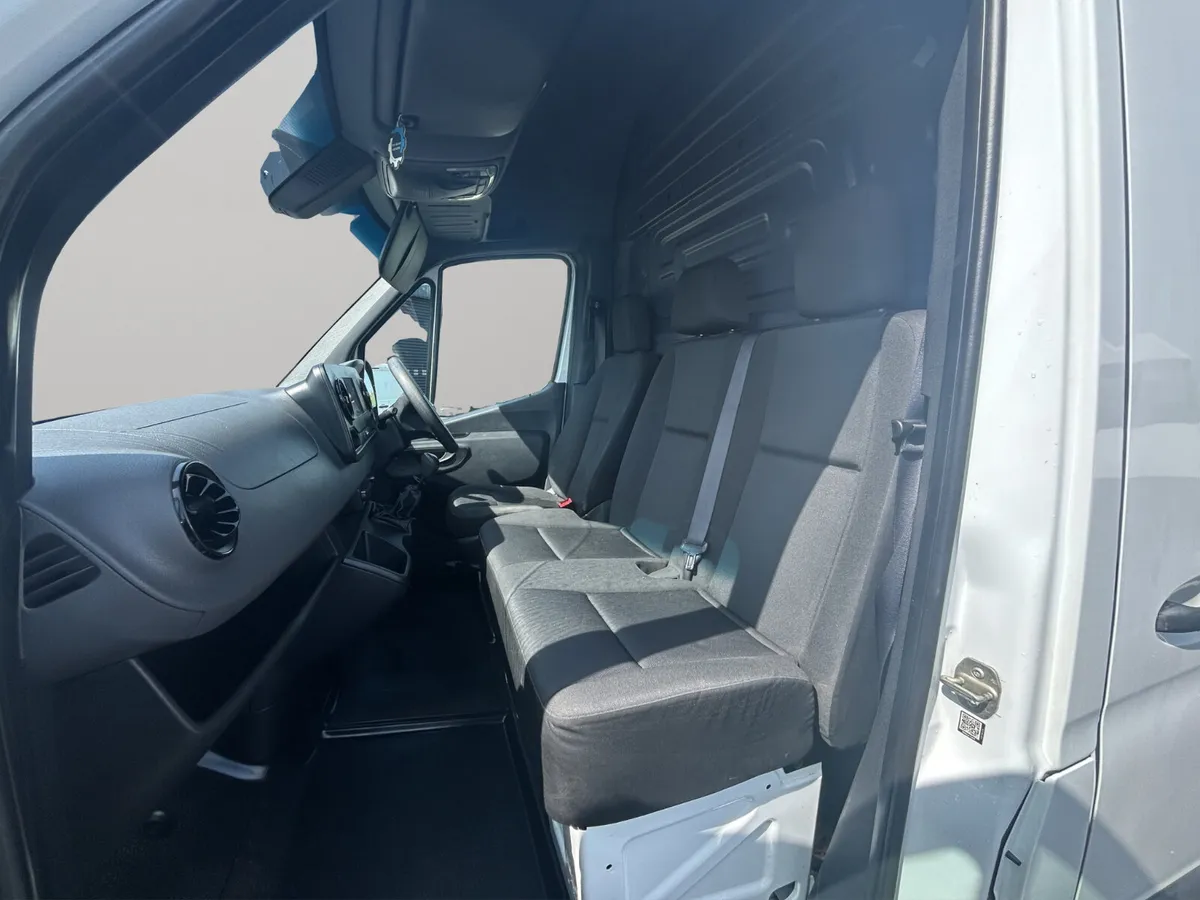 2018 Mercedes-Benz Sprinter 2.1 L3 LWB 4m - Image 4