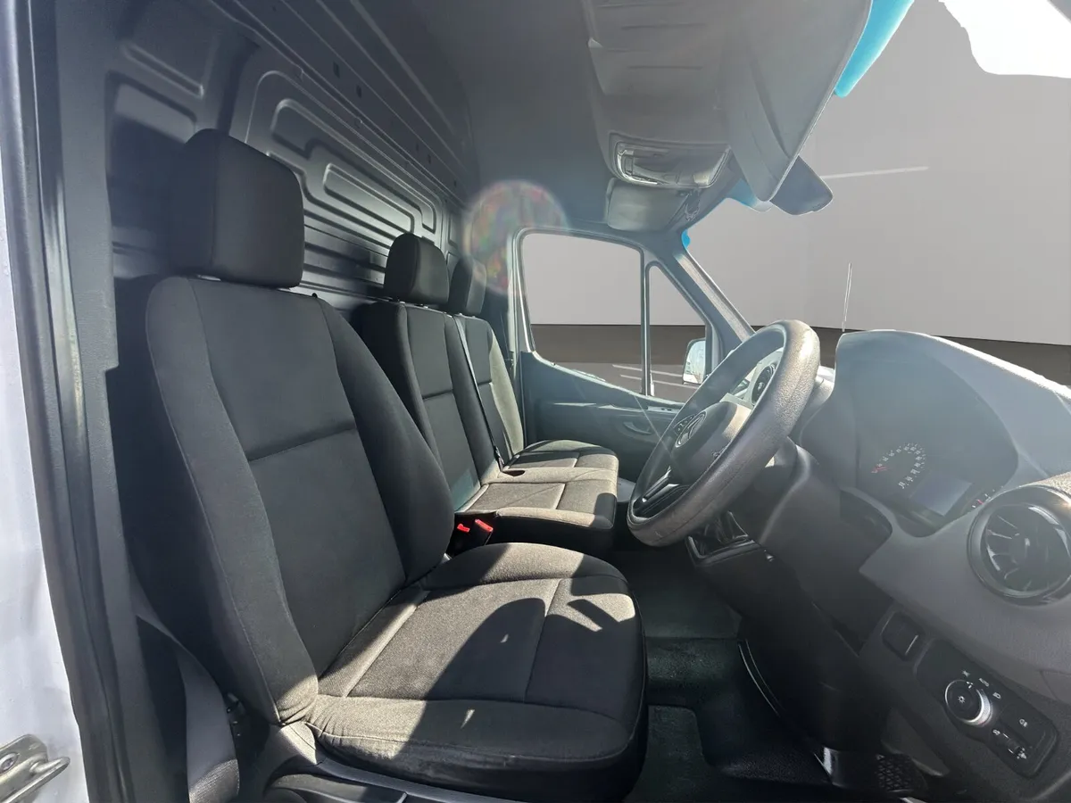 2018 Mercedes-Benz Sprinter 2.1 L3 LWB 4m - Image 2