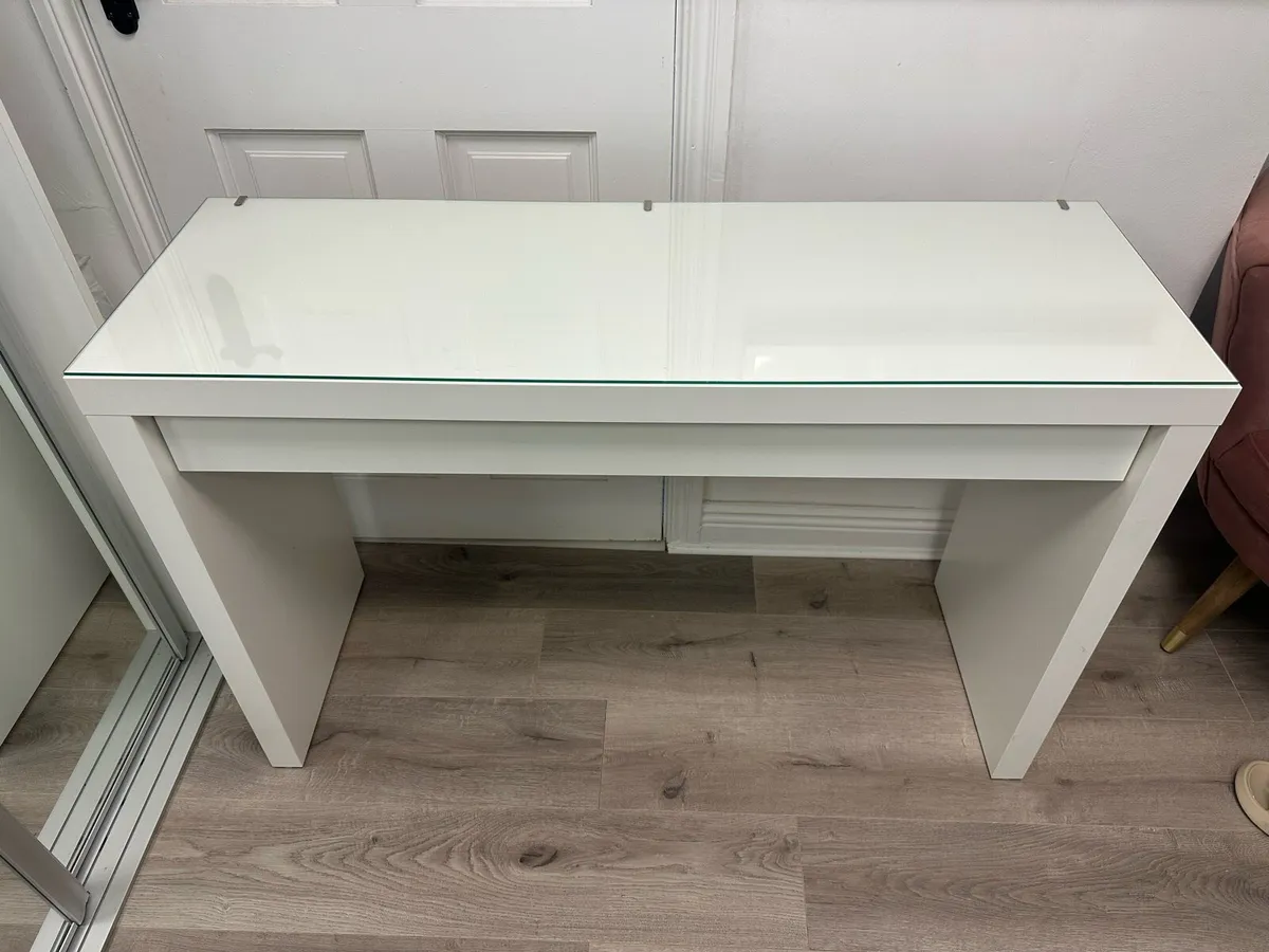 IKEA MALM Dressing Table / Vanity / Desk  €70 - Image 1