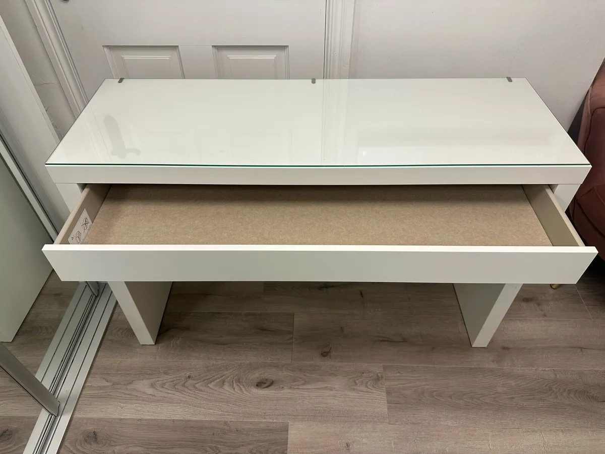 IKEA MALM Dressing Table / Vanity / Desk  €70 - Image 2
