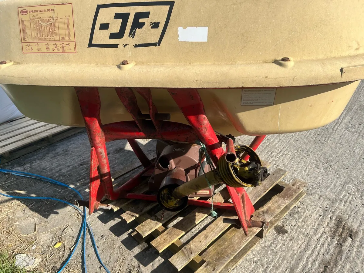 Vicon spreaders - Image 2