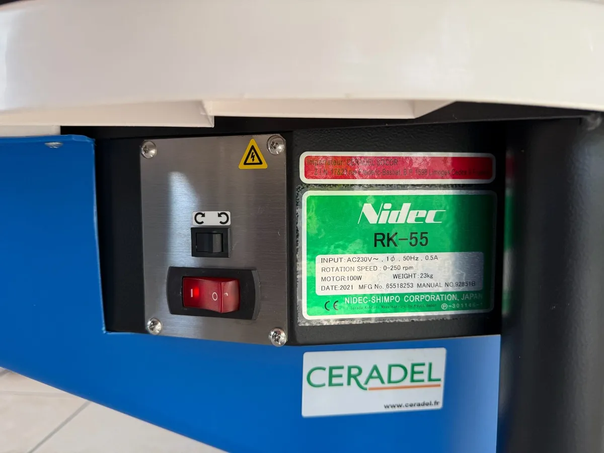 Shimpo RK-55 VL-Lite Pottery Wheel - Image 3