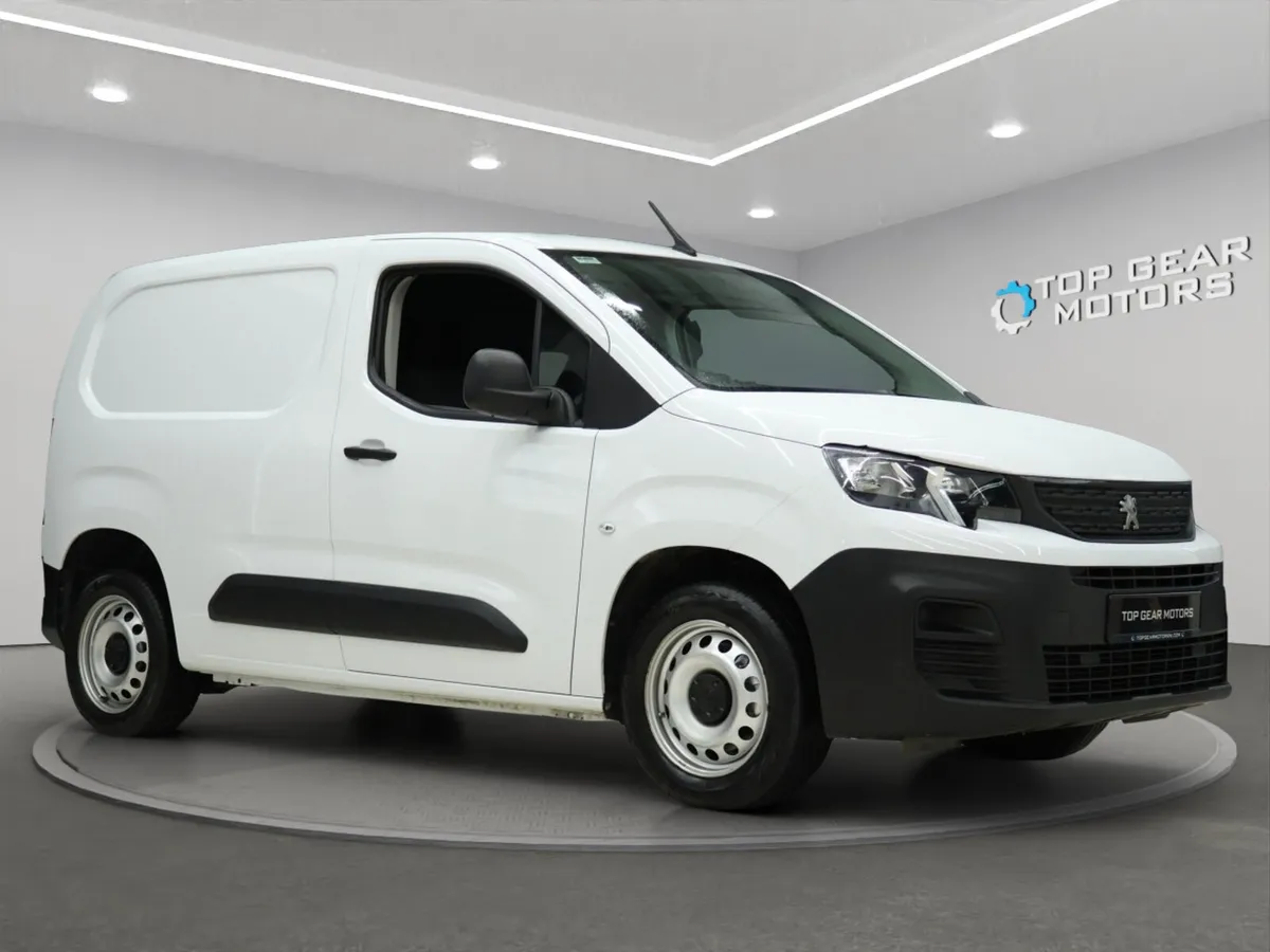 2024 Peugeot Partner Professional Premium+ 1.5HDI - Image 1