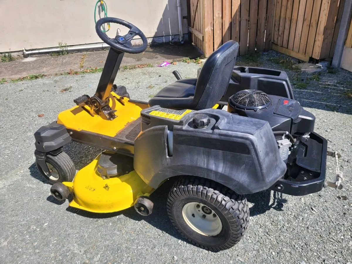 Cubcadet zeroturn - Image 2