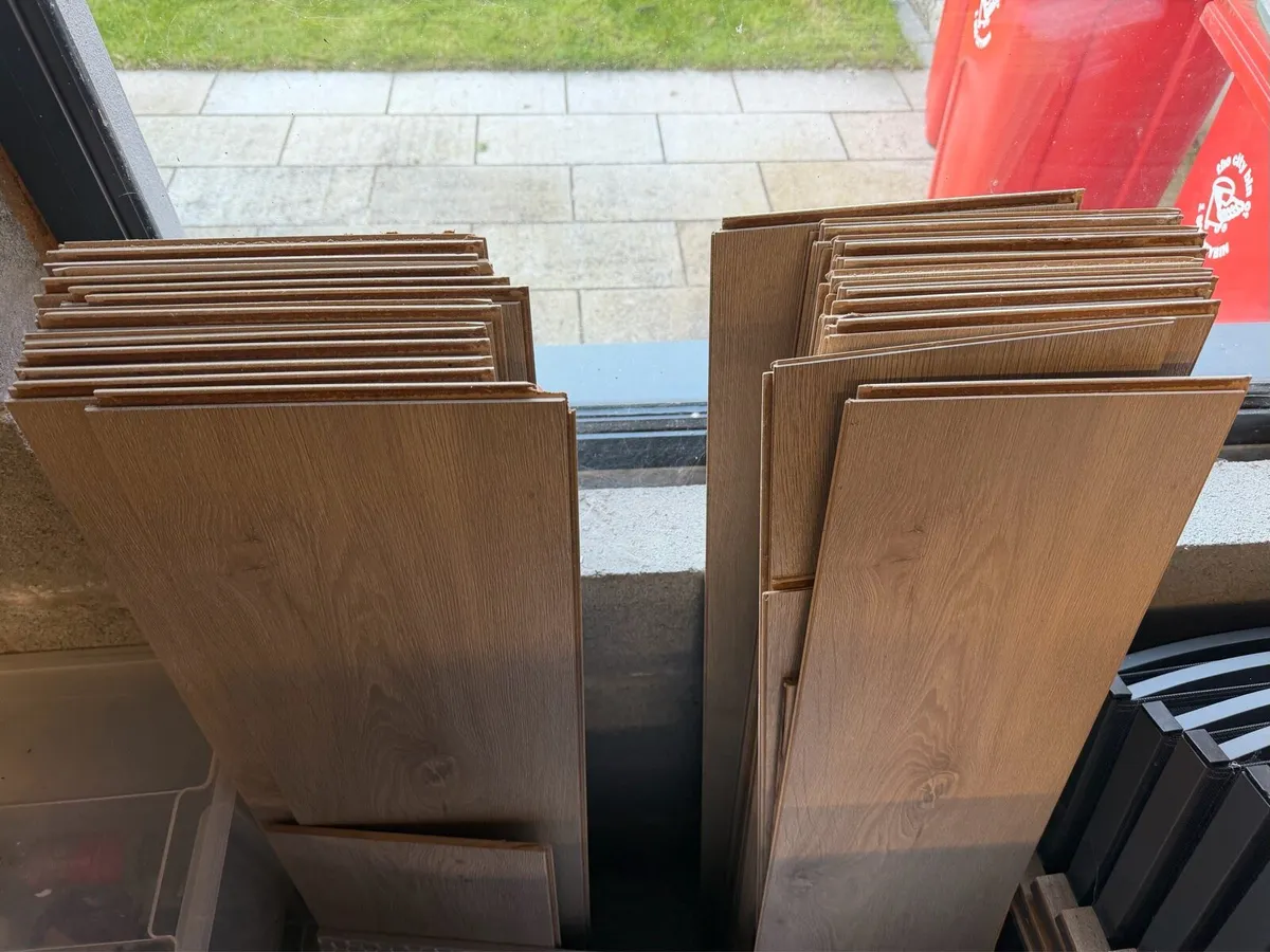 Laminate flooring - Image 2