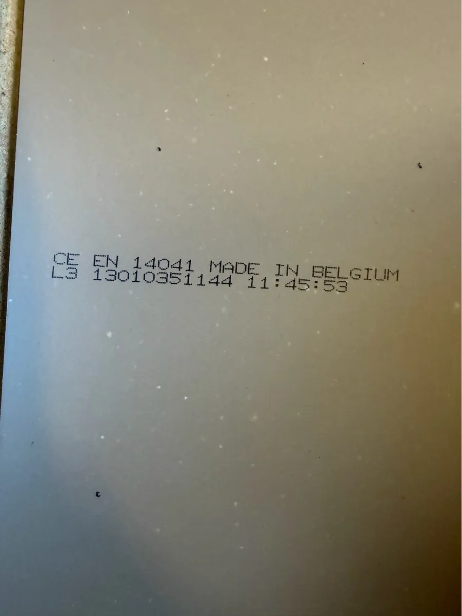 Laminate flooring - Image 4