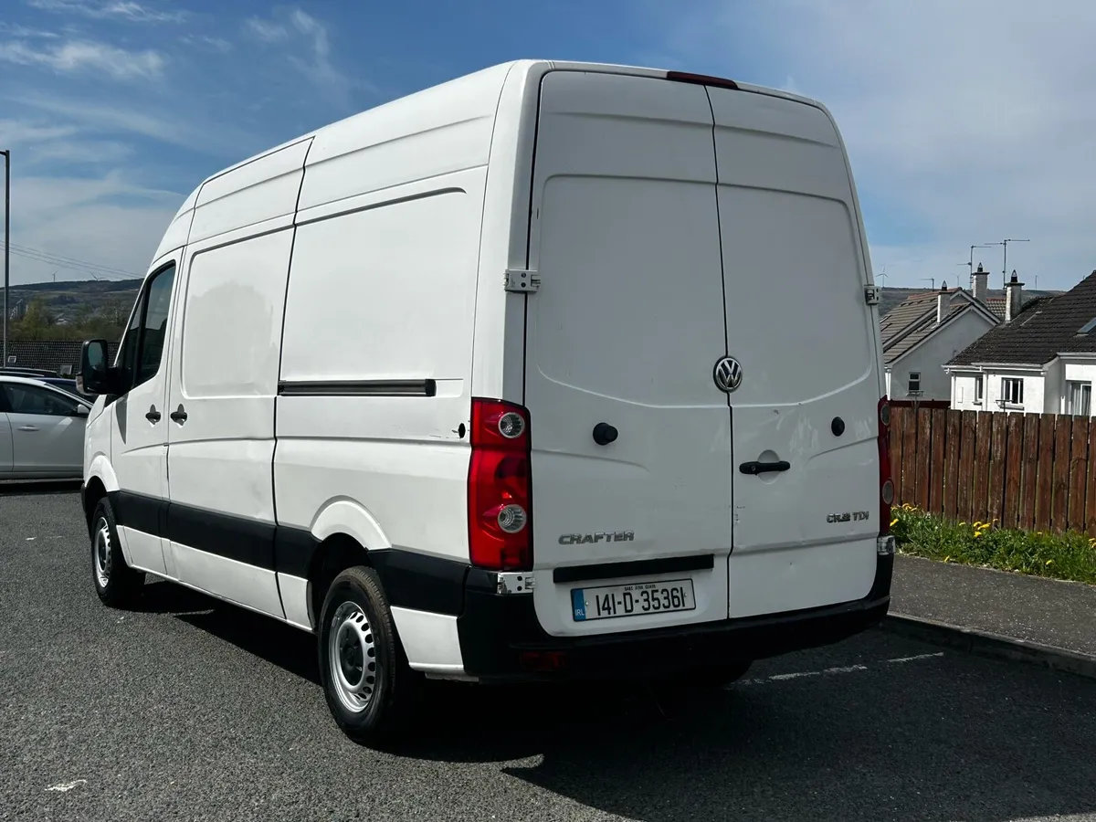141 VW Crafter MWB TAXED AND TESTED - Image 4