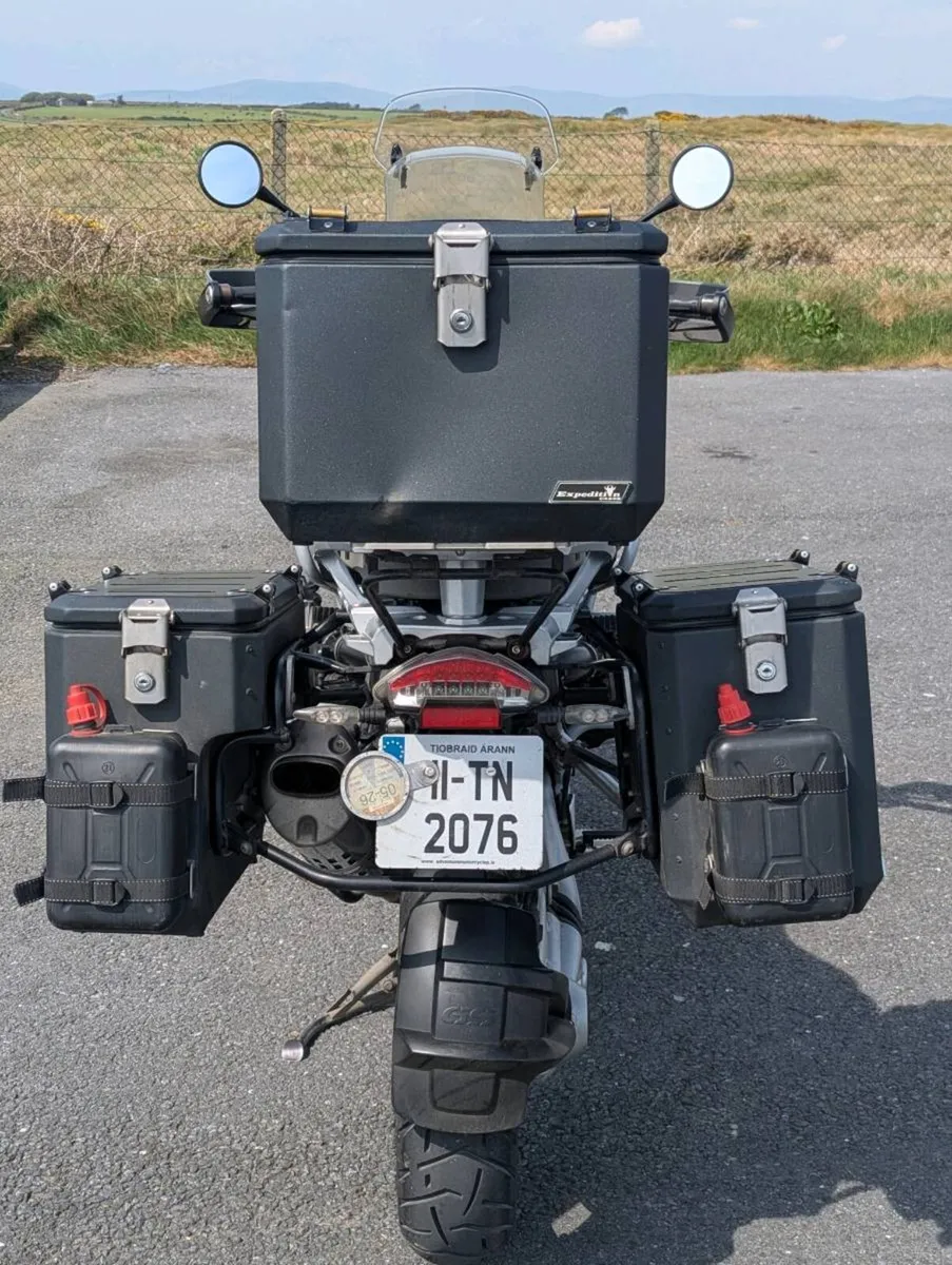 BMW R1200GS triple black - Image 2