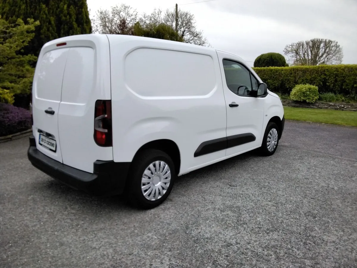 2021 Peugeot Partner NEW DOE VAT INVOICE - Image 3