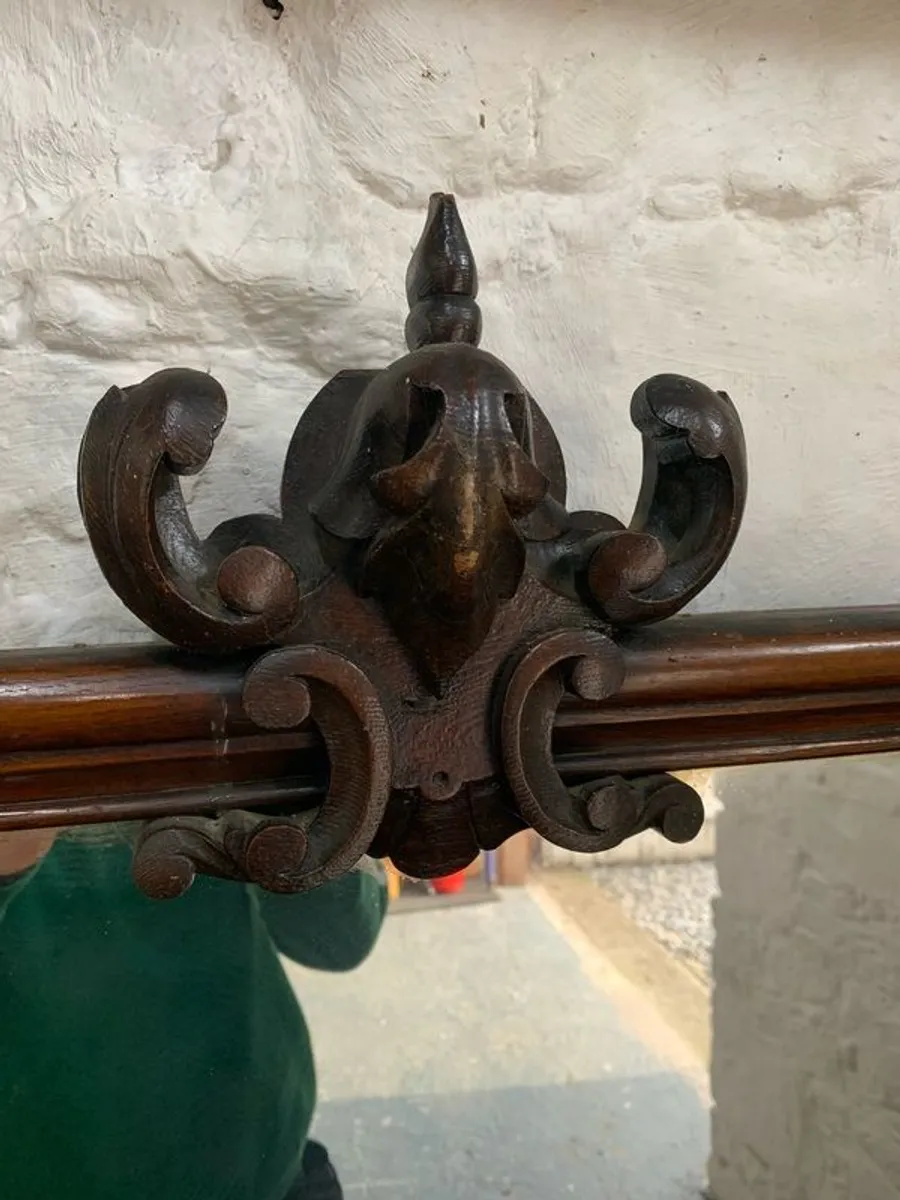Large Victorian Walnut Mirror Back Sideboard. - Image 3