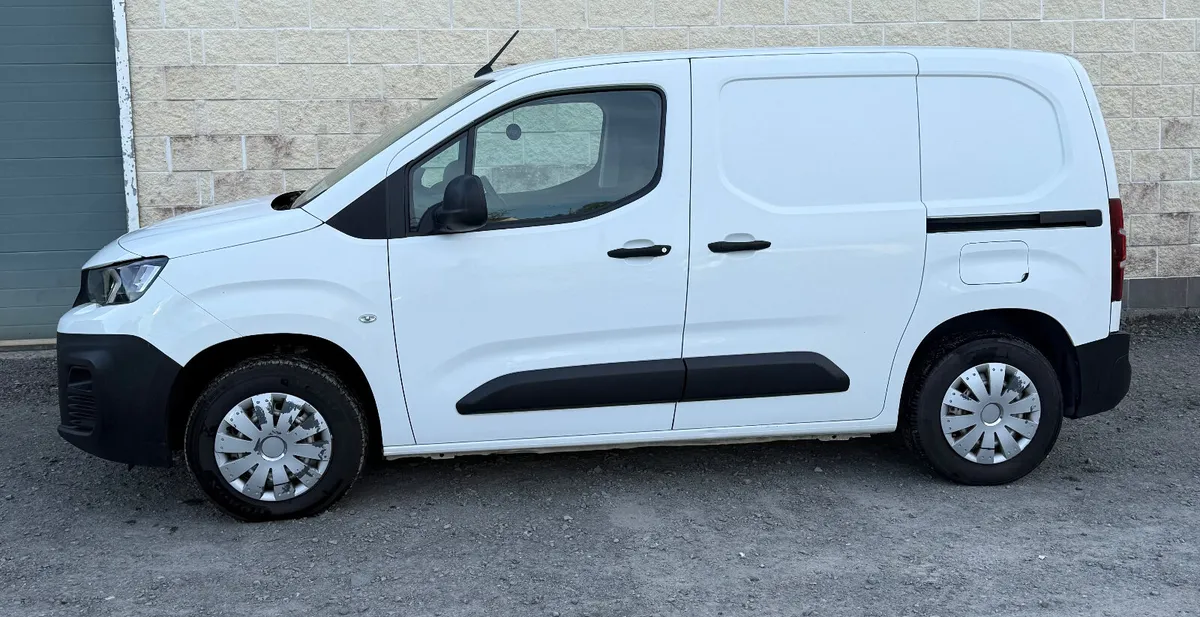 2021 PEUGEOT PARTNER - Image 4