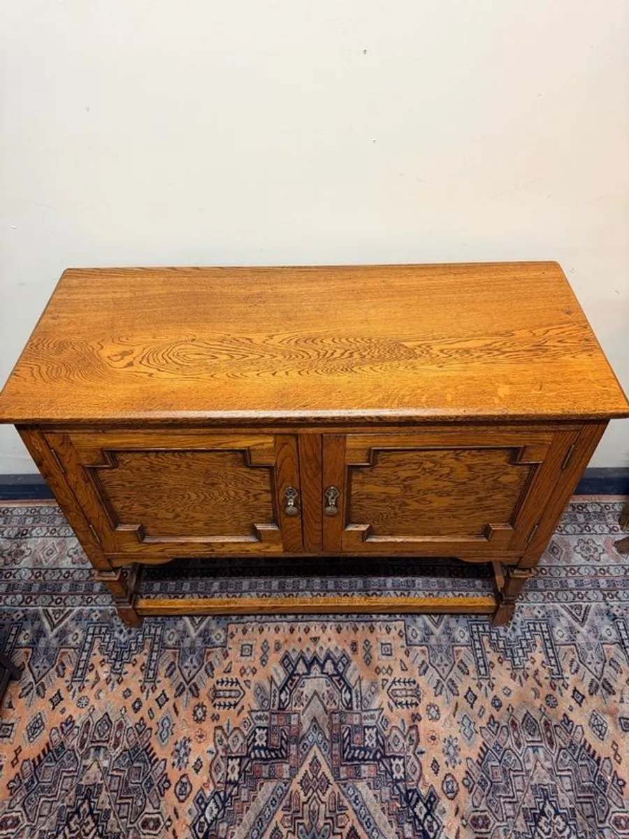 Compact Antique Oak Two Door Sideboard - Image 2
