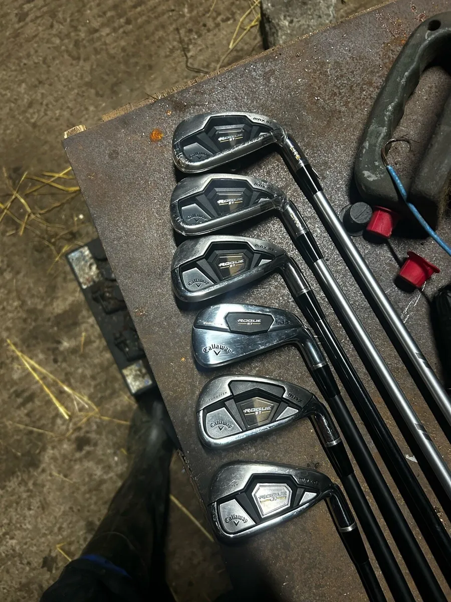 Callaway Rogue st 7 irons - Image 1