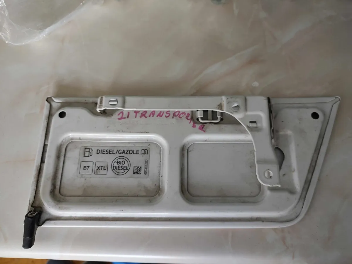 VW Transporter  Fuel Flap Cap Cover - Image 2