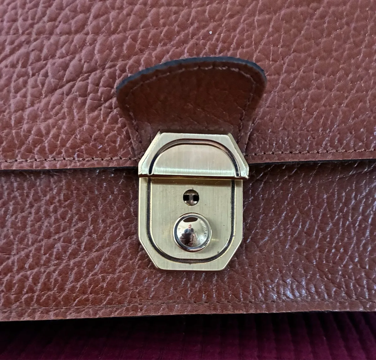 Quality Leather Briefcase/ Laptop Bag - Image 3