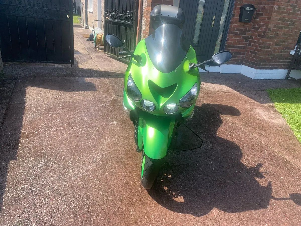 07 zzr 1400 mint 19000 miles - Image 4