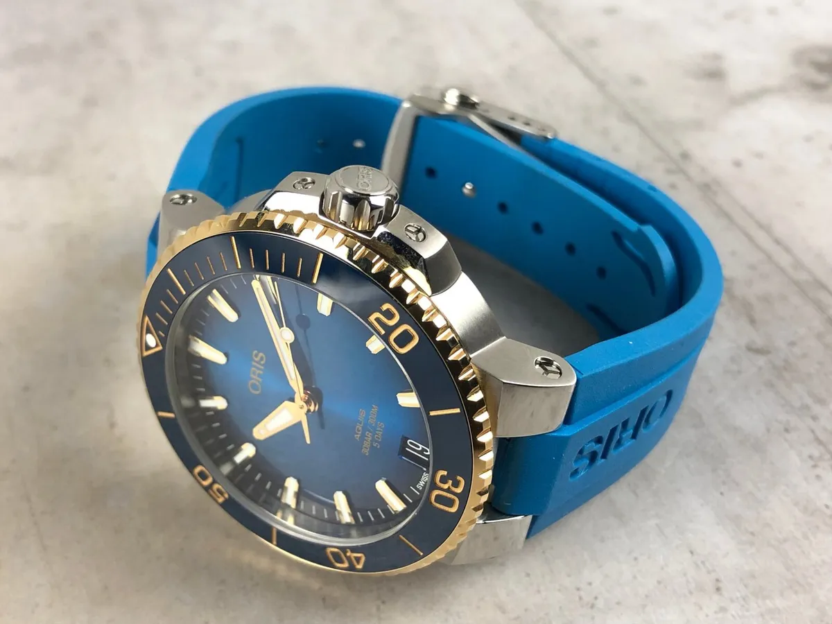 Oris Aquis Calibre 400 Blue/Gold – New Full Set - Image 1