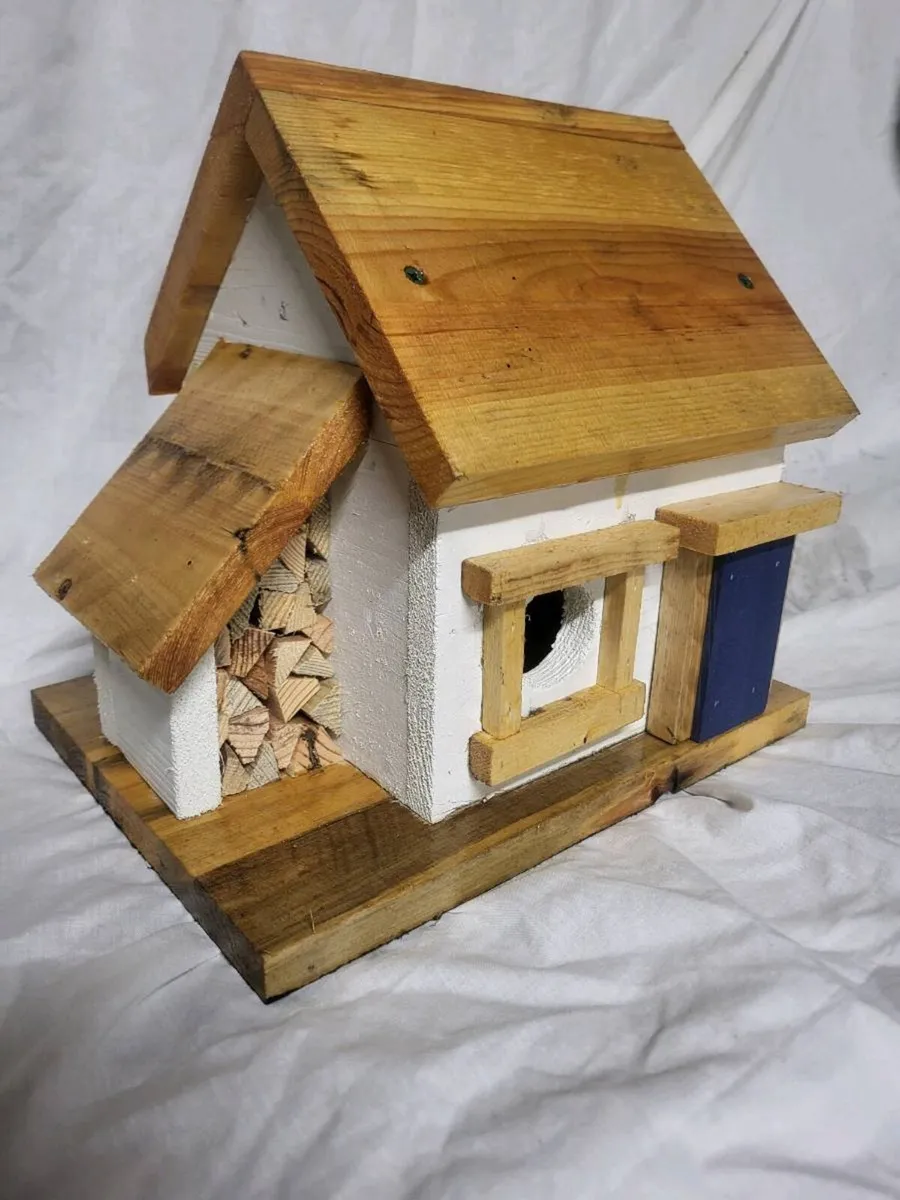 Bird house - Image 2